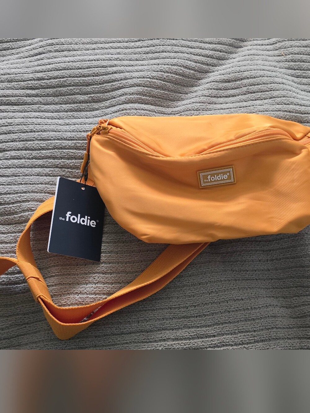 The Foldie Women's Crossbody Bag NWT
